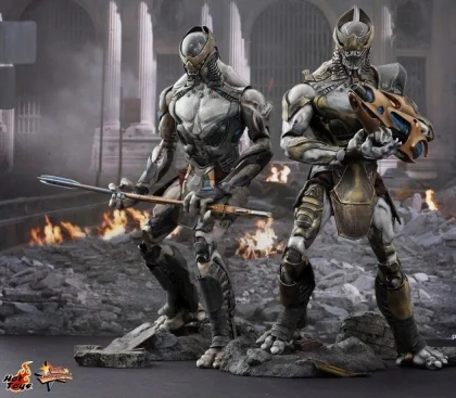 HOT TOYS 2 SET CHITAURI Foot Soldier &Commander MMS226/7 FREE SHIPPING worldwide
