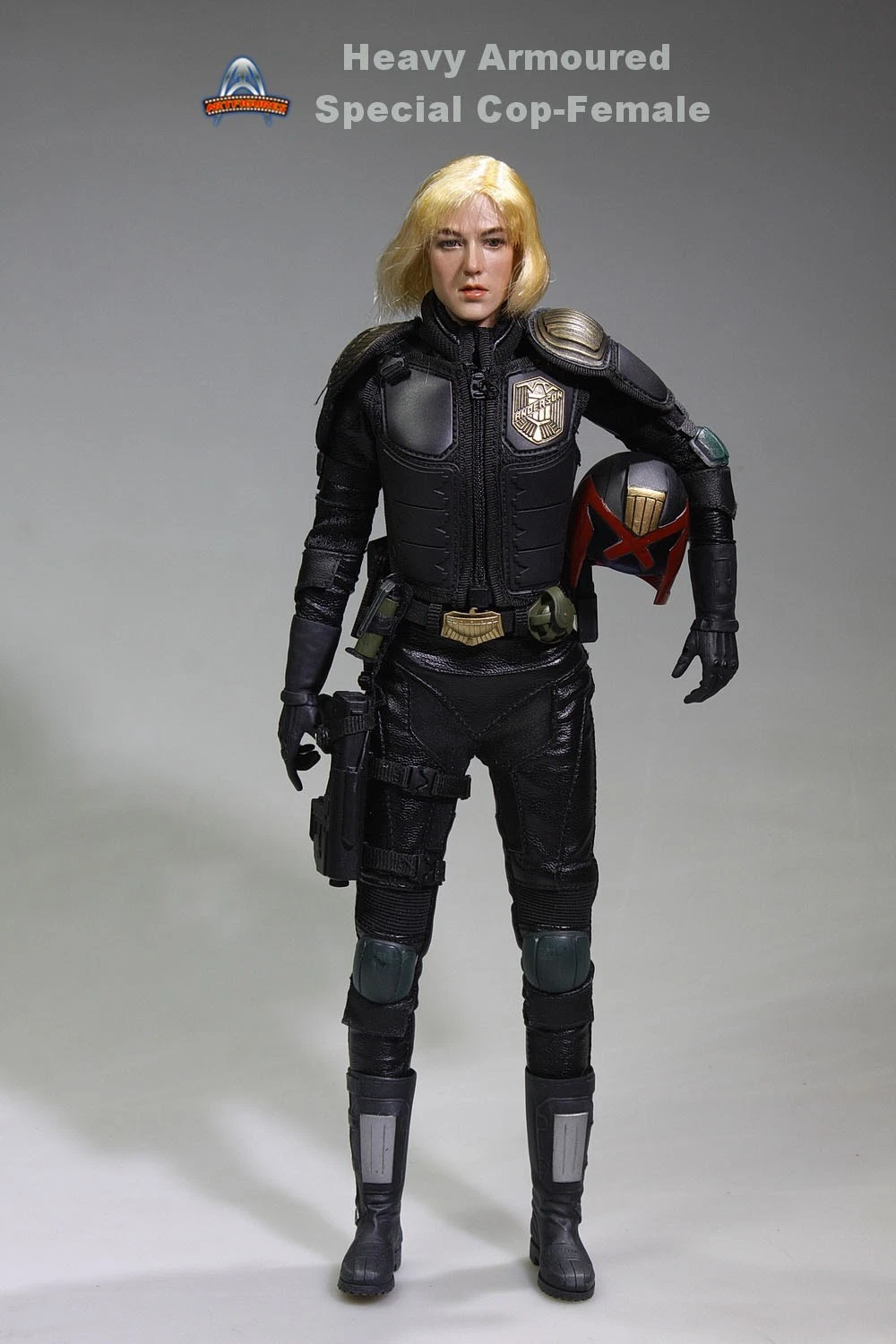 ART FIGURES JUDGE DREDD Armoured female Cop1/6 scale FREE SHIPPING worldwide - Image 2