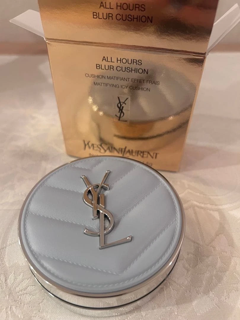 Yves Saint Laurent YSL All Hours Blur Cushion Powder Limited Japan NEW