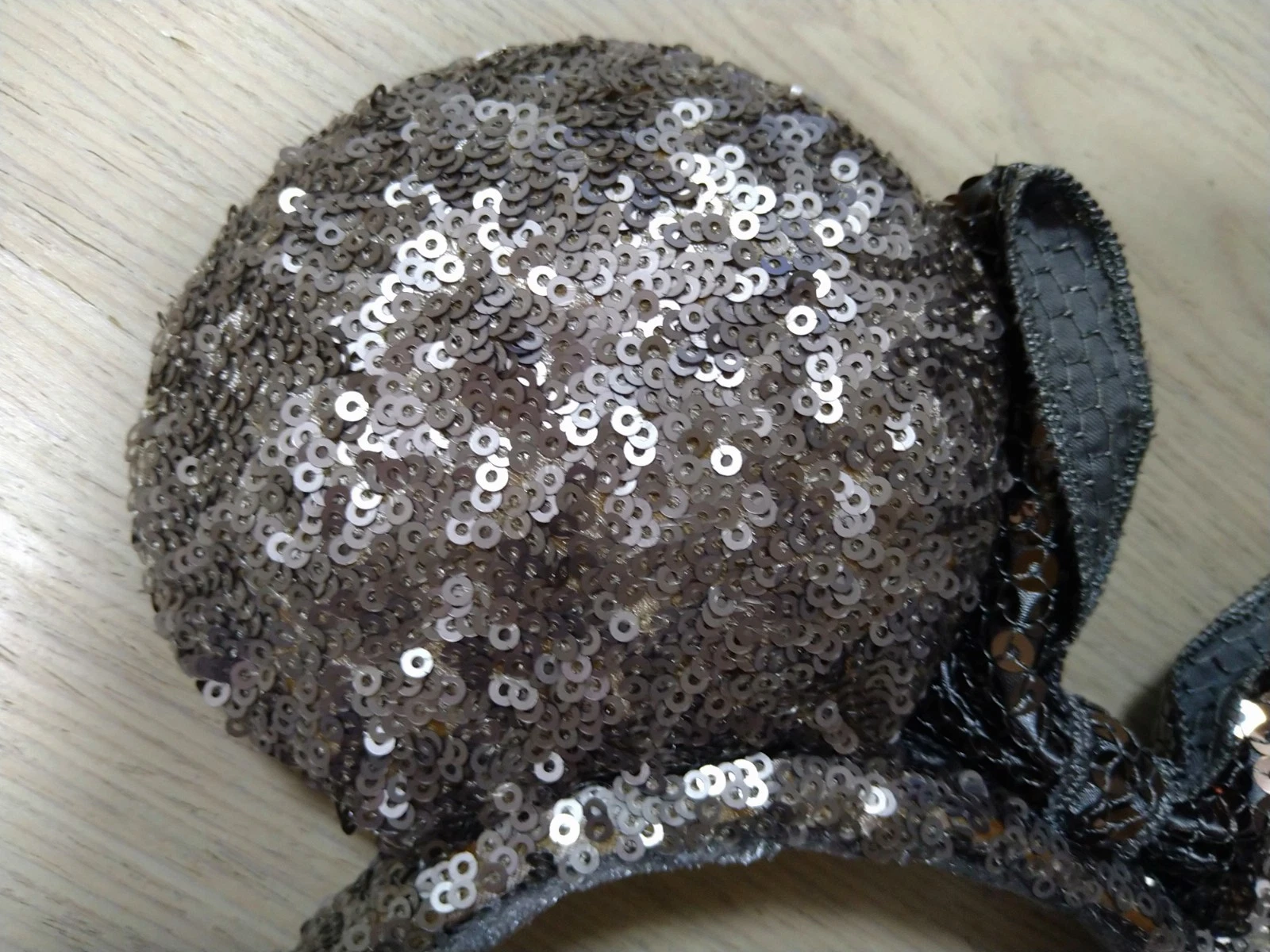 Tokyo Disney Resort Minnie Mouse Headband Silver Sequin Ears Bow TDR Japan - Image 3